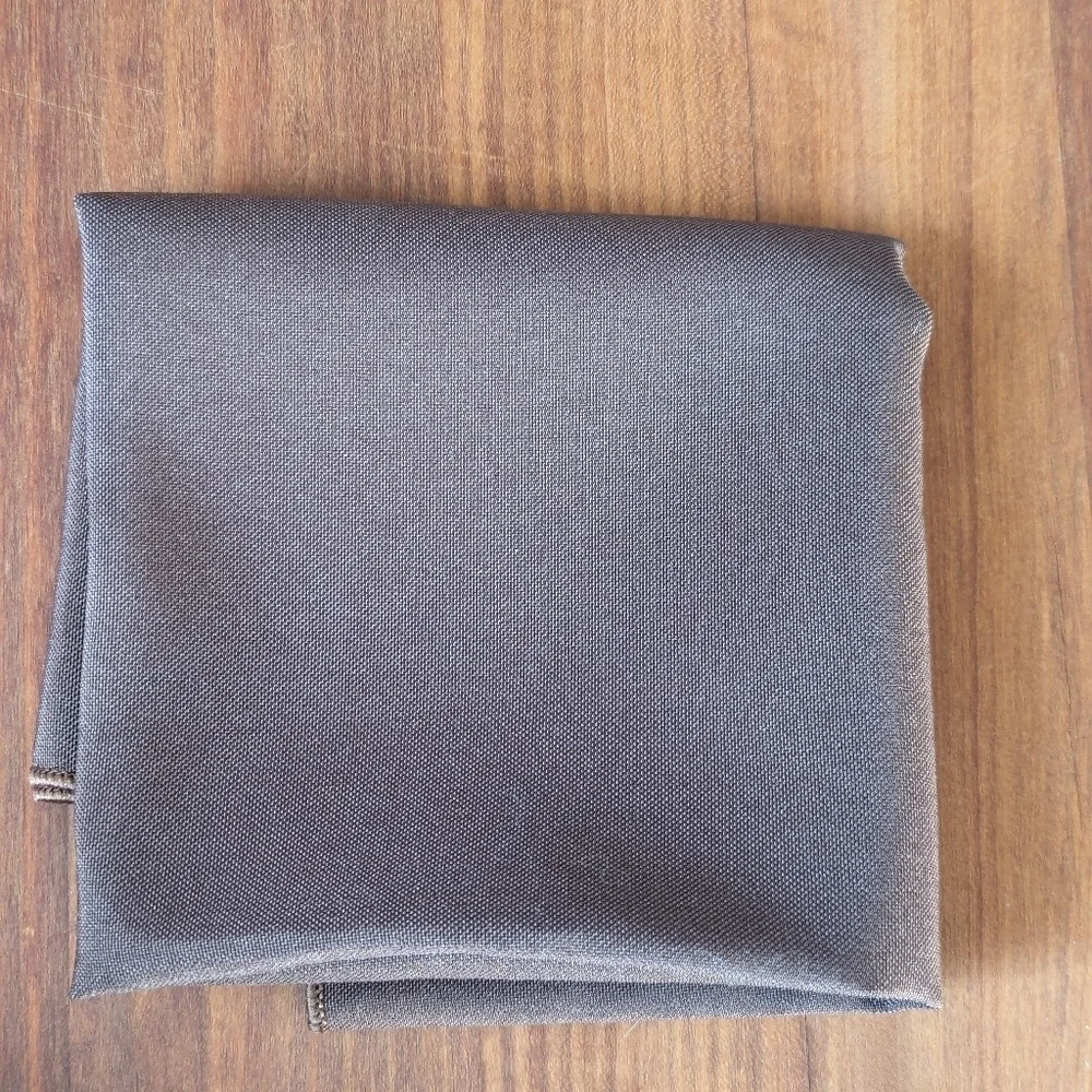 🤎 Brown 70 banquet dinner party napkins 20